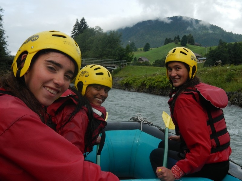 Village Camps International Summer Camp Leysin, Switzerland 2026-08-15 https://www.villagecamps.com/journals_admin/images/716-47-raft (160).jpg
